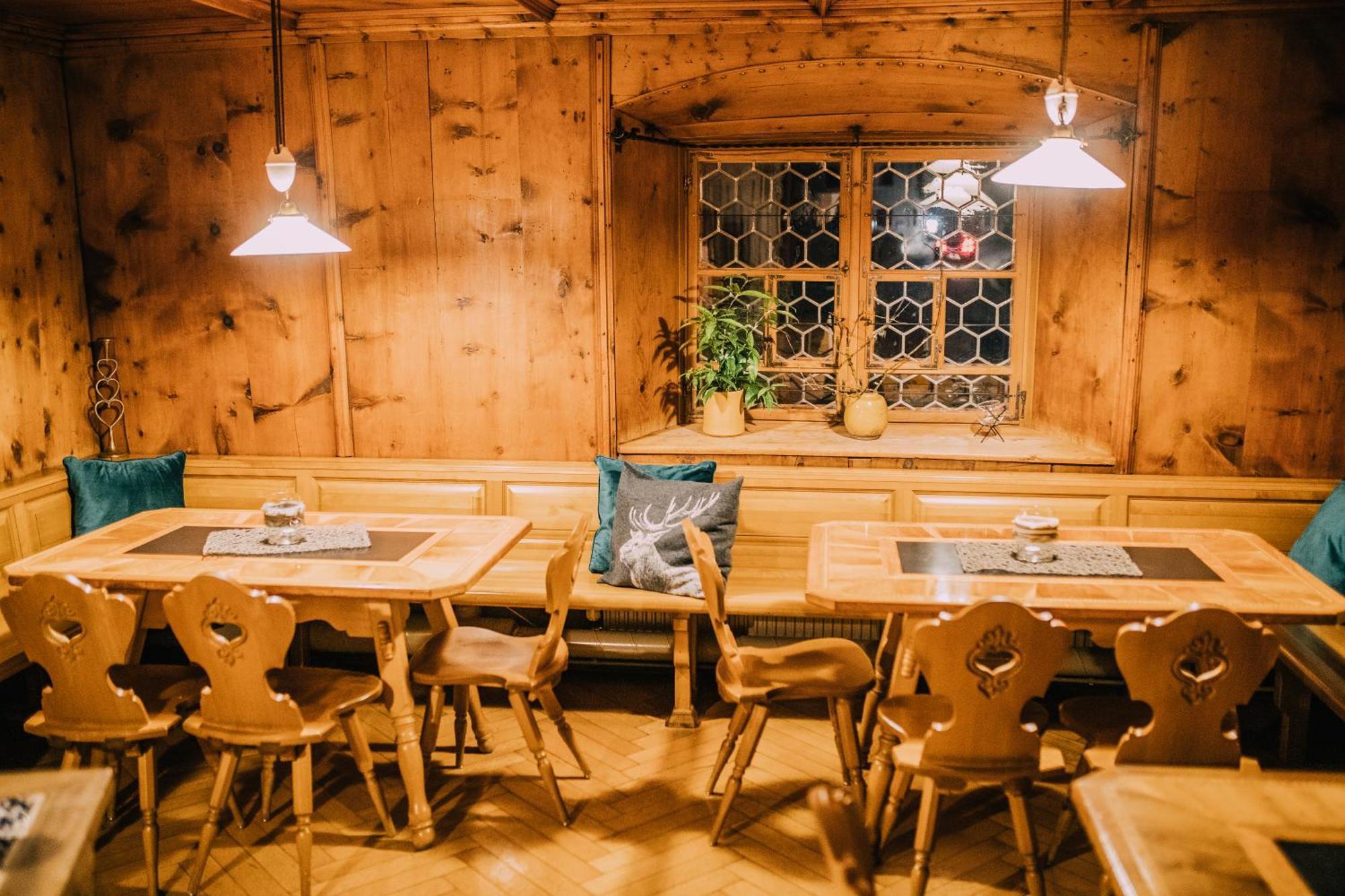 Gasthaus Roessle 嫩青 外观 照片